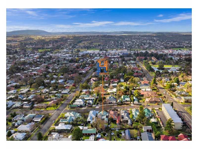 146 Mossman Street, Armidale NSW 2350