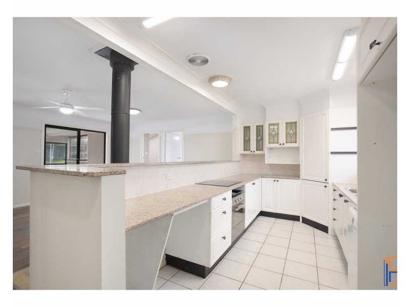 13 Kenalmac Avenue, Armidale NSW 2350
