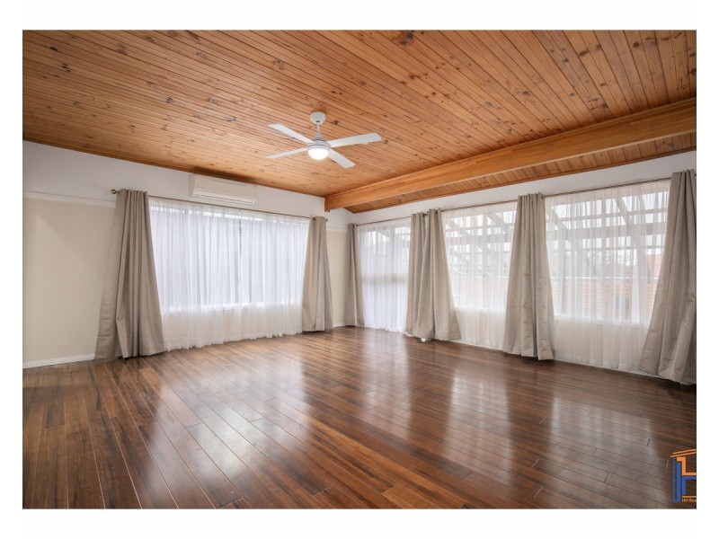 13 Kenalmac Avenue, Armidale NSW 2350