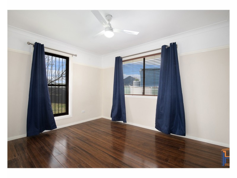 13 Kenalmac Avenue, Armidale NSW 2350