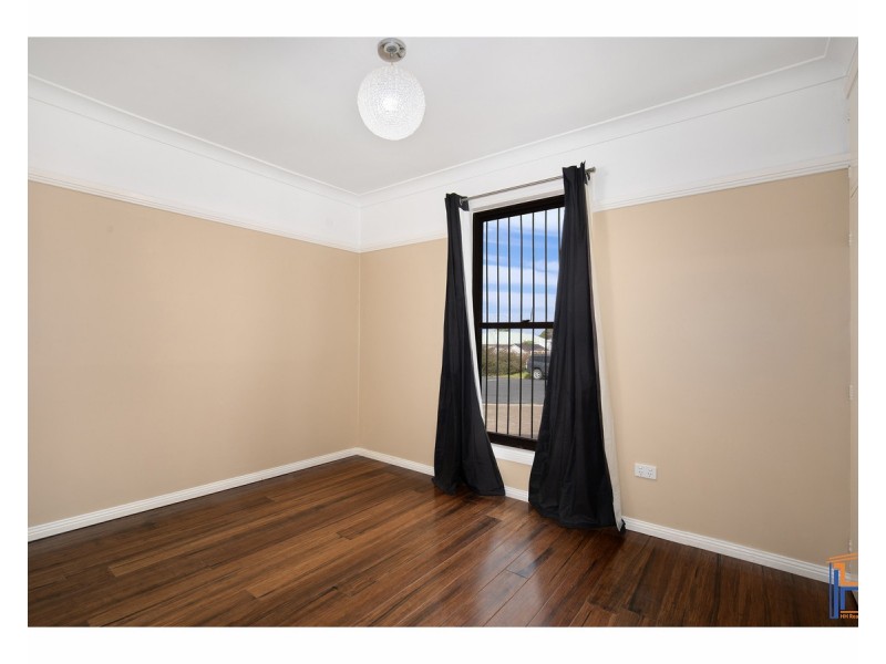 13 Kenalmac Avenue, Armidale NSW 2350