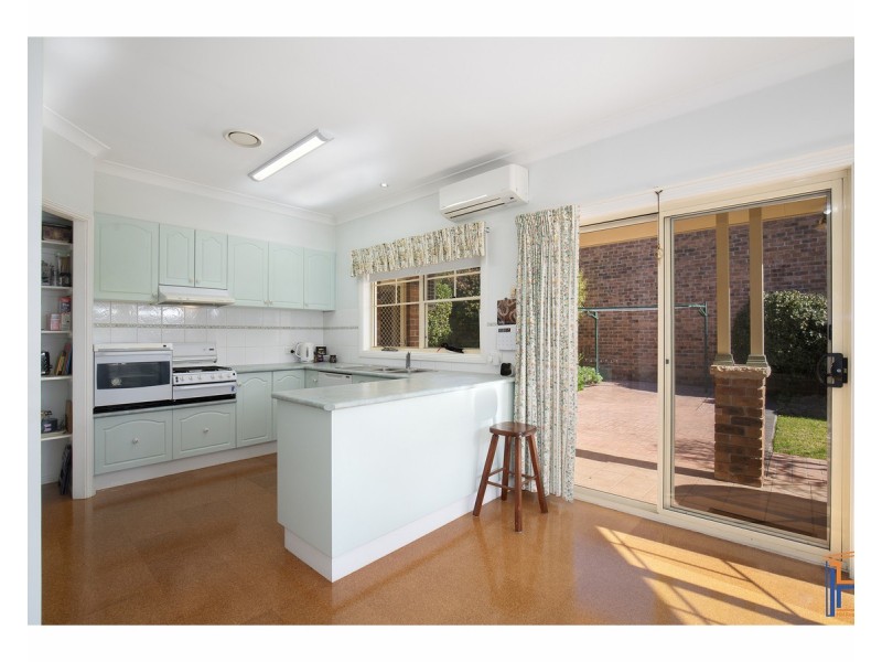 2/125 Brown Street, Armidale NSW 2350