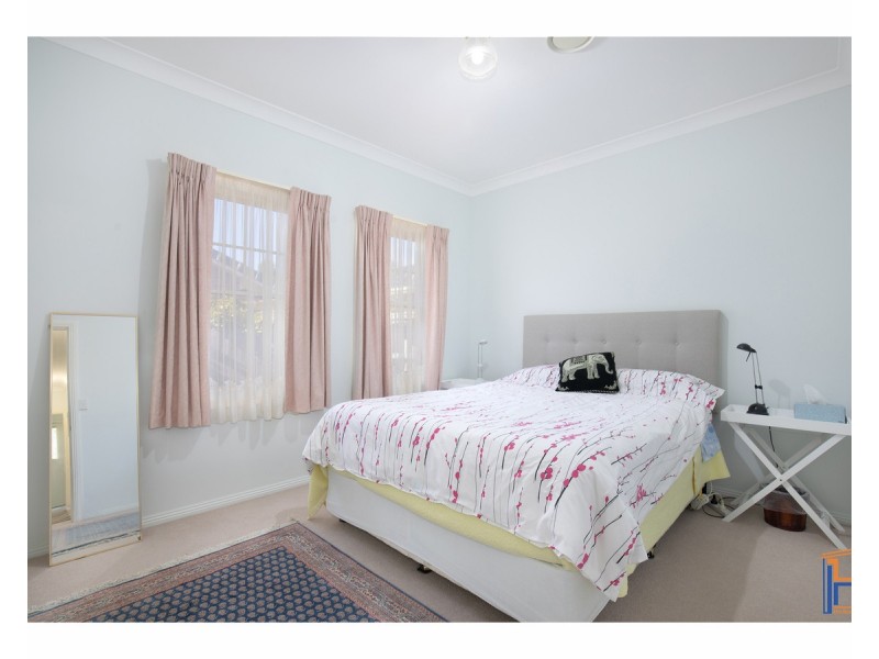 2/125 Brown Street, Armidale NSW 2350