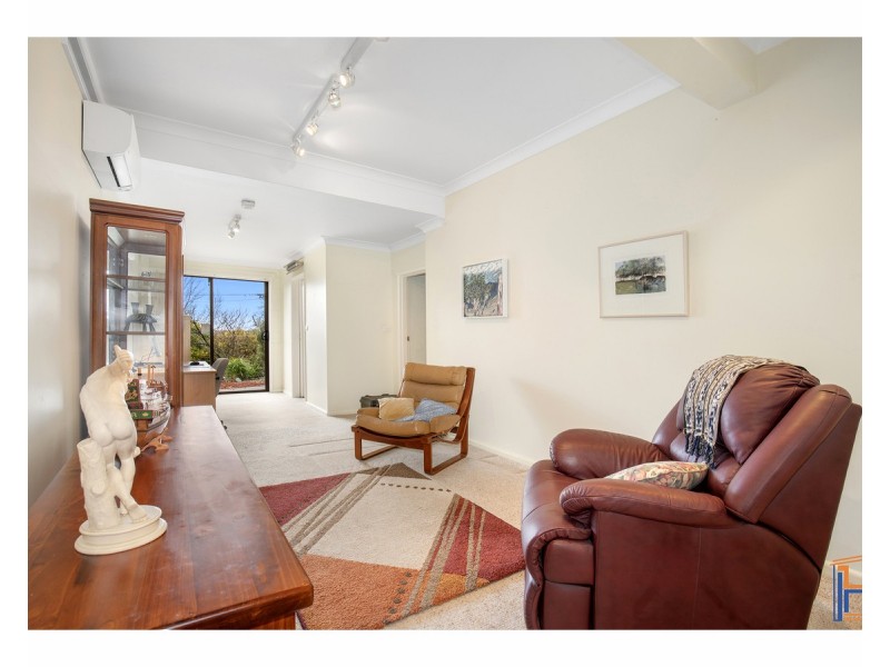 16 Curtis Street, Armidale NSW 2350