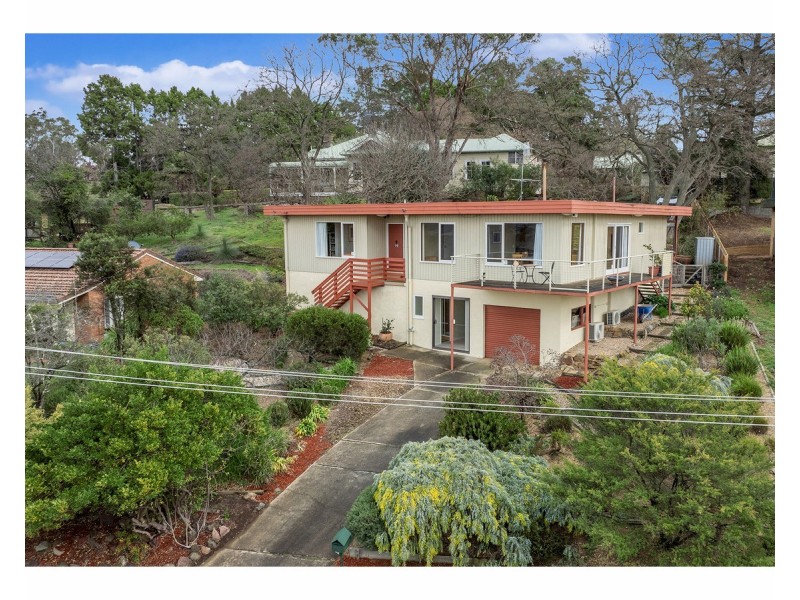 16 Curtis Street, Armidale NSW 2350