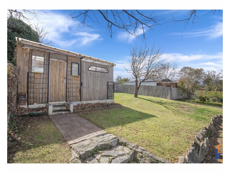 127 Donnelly Street, Armidale NSW 2350
