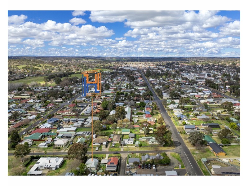 96 Golgotha Street, Armidale NSW 2350