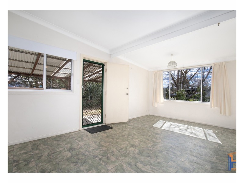 96 Golgotha Street, Armidale NSW 2350