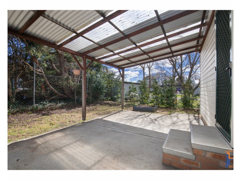 96 Golgotha Street, Armidale NSW 2350