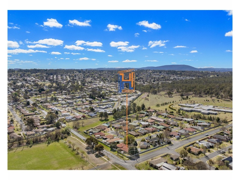 2/29 Ishbell Drive, Armidale NSW 2350