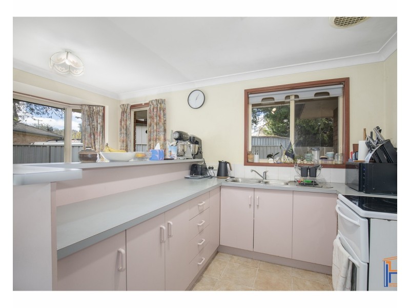 2/29 Ishbell Drive, Armidale NSW 2350