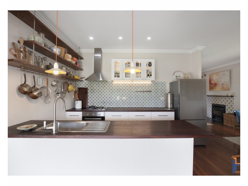 19 Kirkwood Street, Armidale NSW 2350