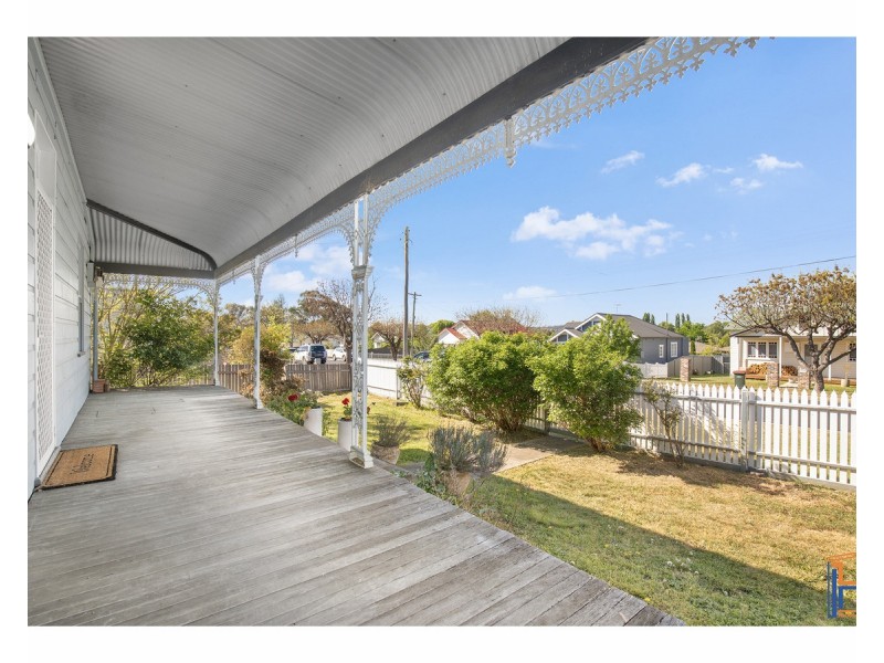 95 Jeffrey Street, Armidale NSW 2350