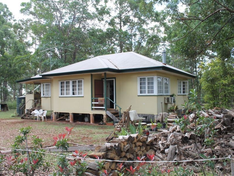 103 Brett Road, Blackbutt QLD 4306