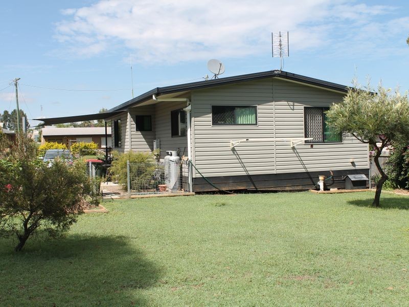 14 Miller Street, Blackbutt QLD 4306