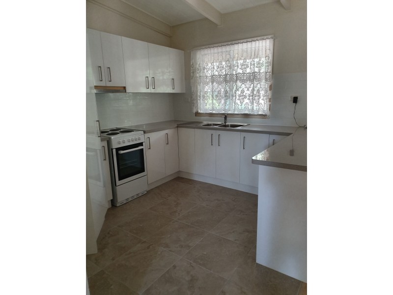 99 Gilliland Crescent, Blackbutt QLD 4306