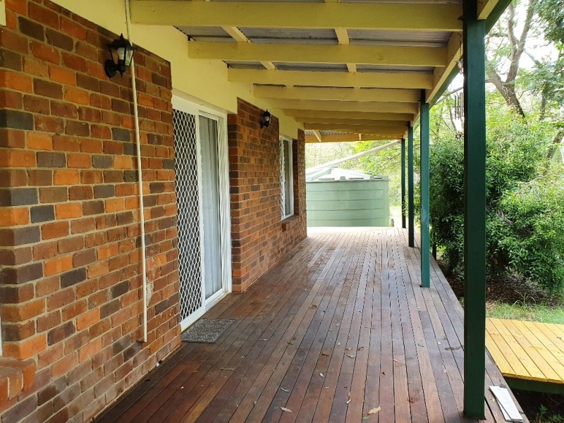 99 Gilliland Crescent, Blackbutt QLD 4306