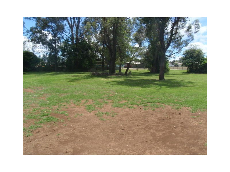Blackbutt QLD 4306