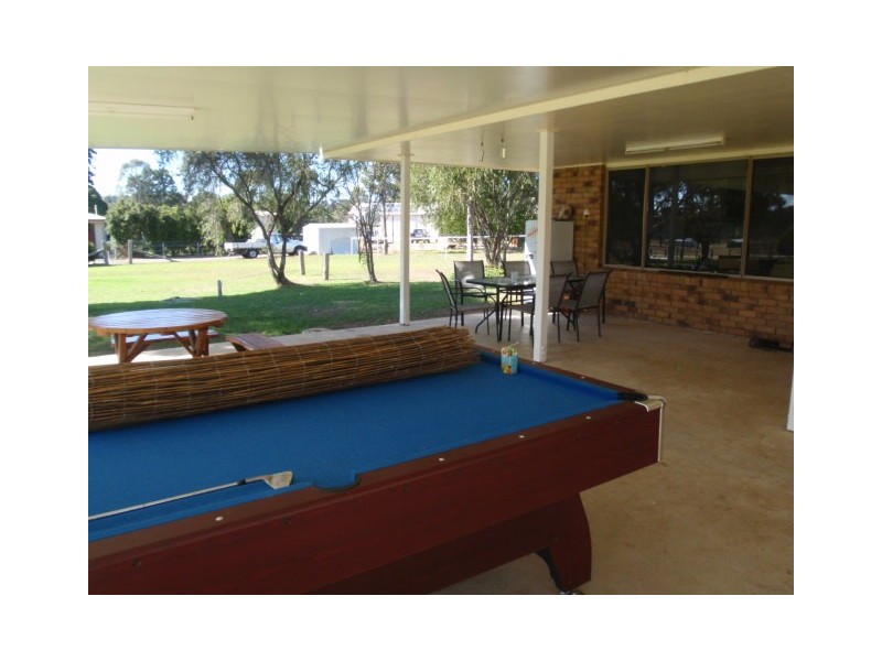 25 Greenhills Drive, Blackbutt QLD 4306