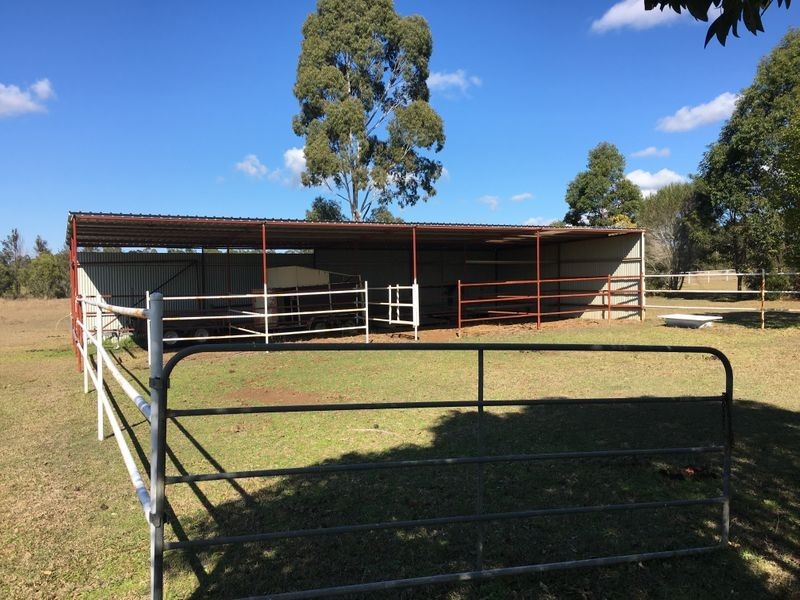 25 Greenhills Drive, Blackbutt QLD 4306