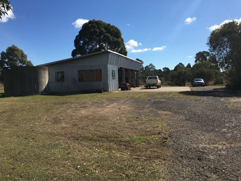 25 Greenhills Drive, Blackbutt QLD 4306