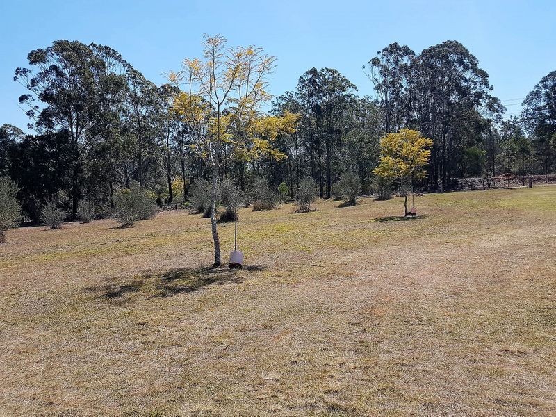 212 Martin Crescent, Benarkin North QLD 4306