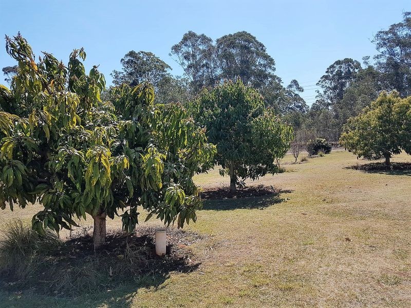 212 Martin Crescent, Benarkin North QLD 4306