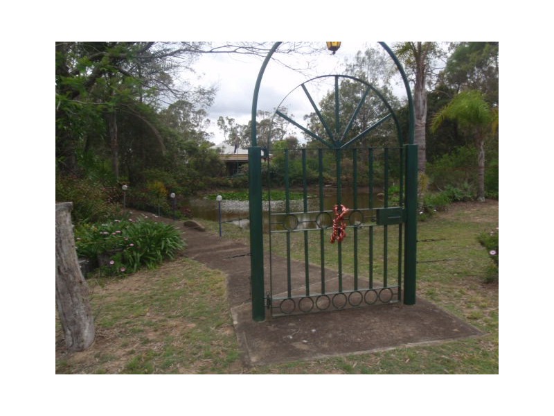 80 Langton Road, Blackbutt North QLD 4306
