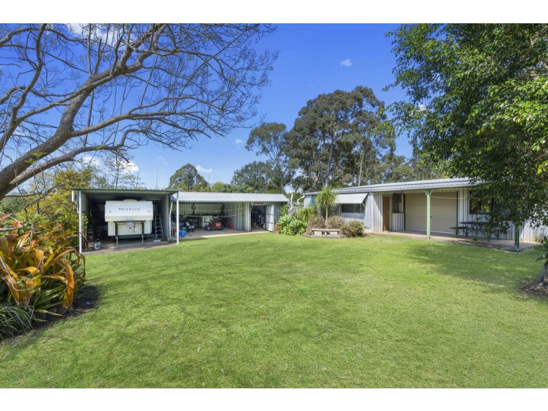 100 Greenhills Drive, Blackbutt QLD 4306