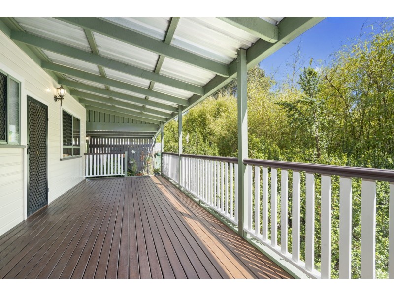 100 Greenhills Drive, Blackbutt QLD 4306