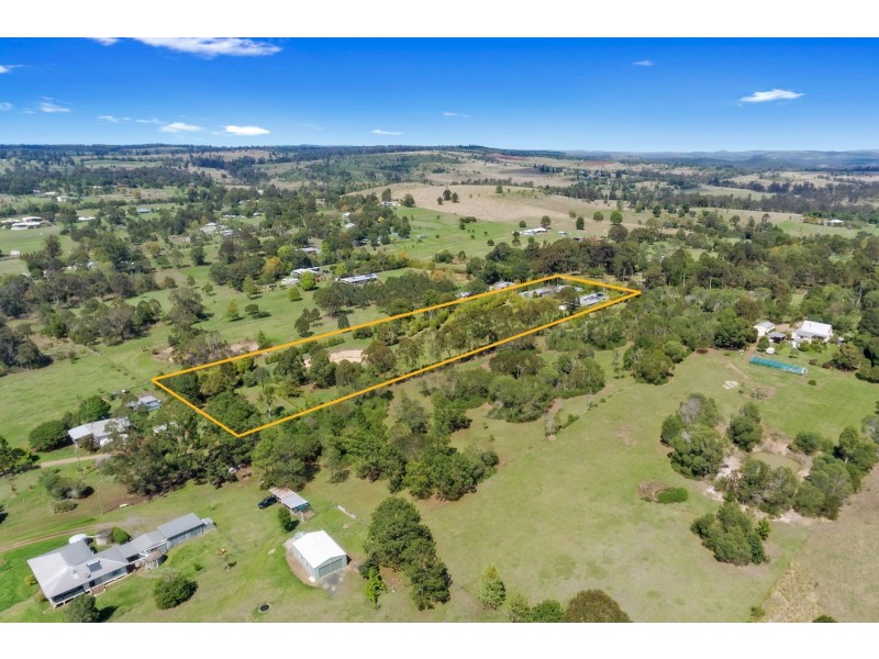 100 Greenhills Drive, Blackbutt QLD 4306