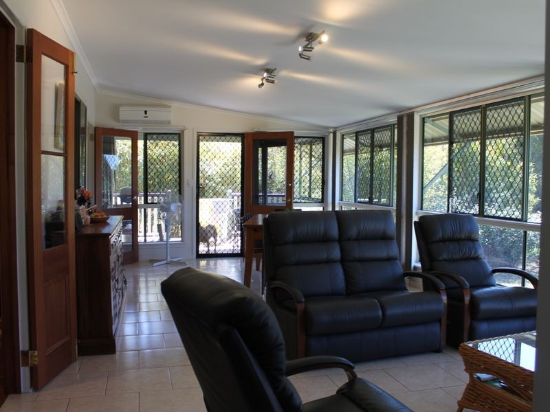 100 Greenhills Drive, Blackbutt QLD 4306