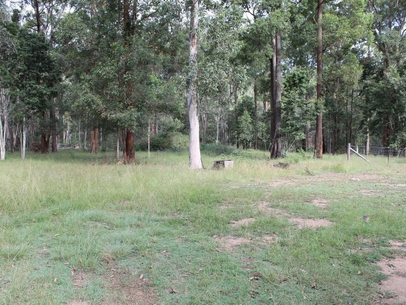 372 Crumpton Drive, Blackbutt QLD 4306