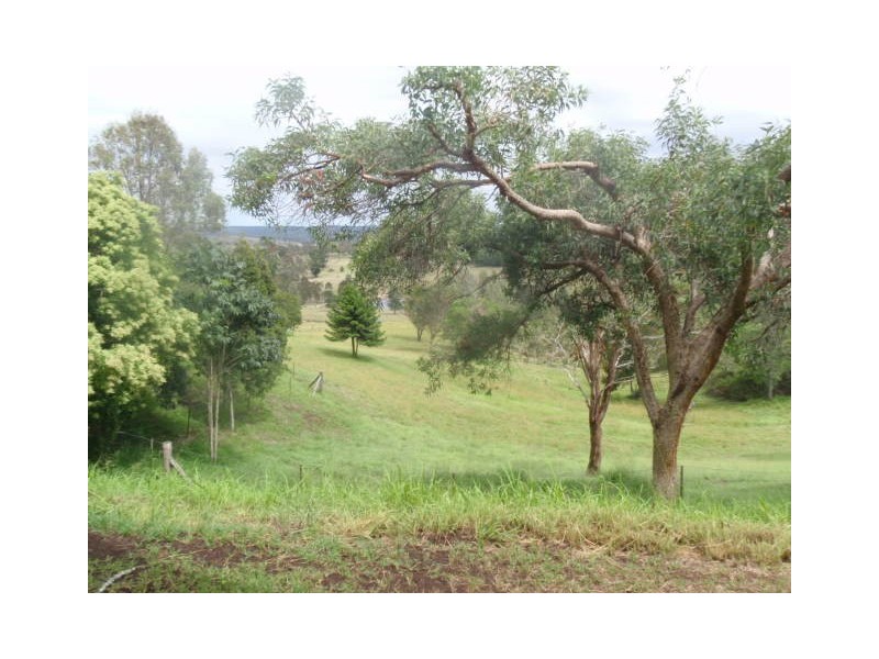 160 Greenhills Drive, Blackbutt QLD 4306