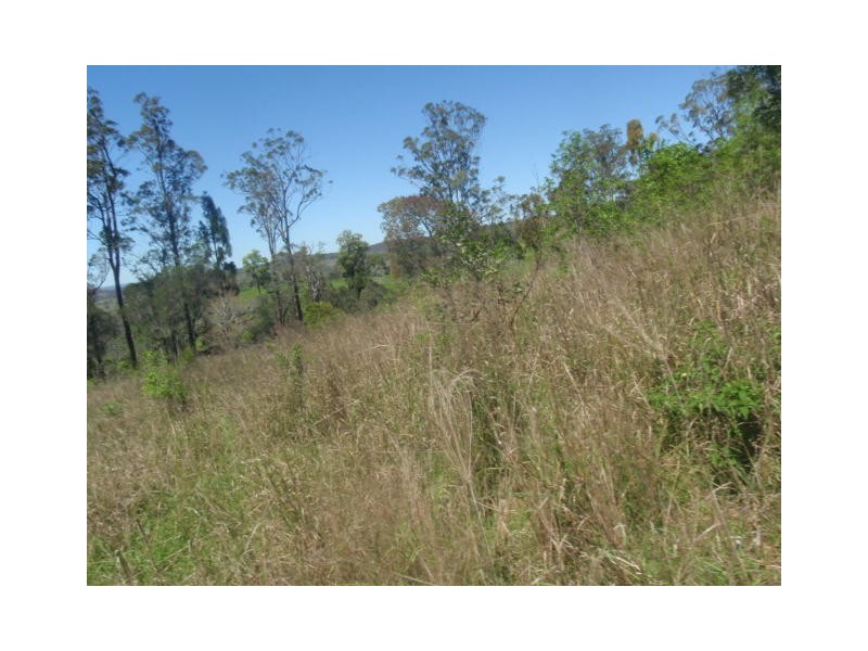 2  VALLEY ROAD, Blackbutt QLD 4306