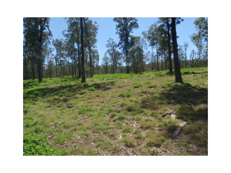 2  VALLEY ROAD, Blackbutt QLD 4306