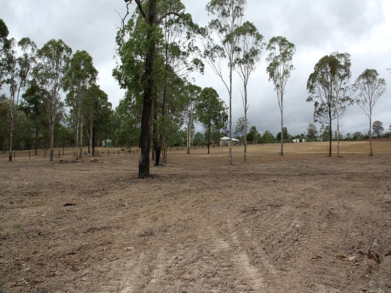 5 Bowman Road, Blackbutt North QLD 4306