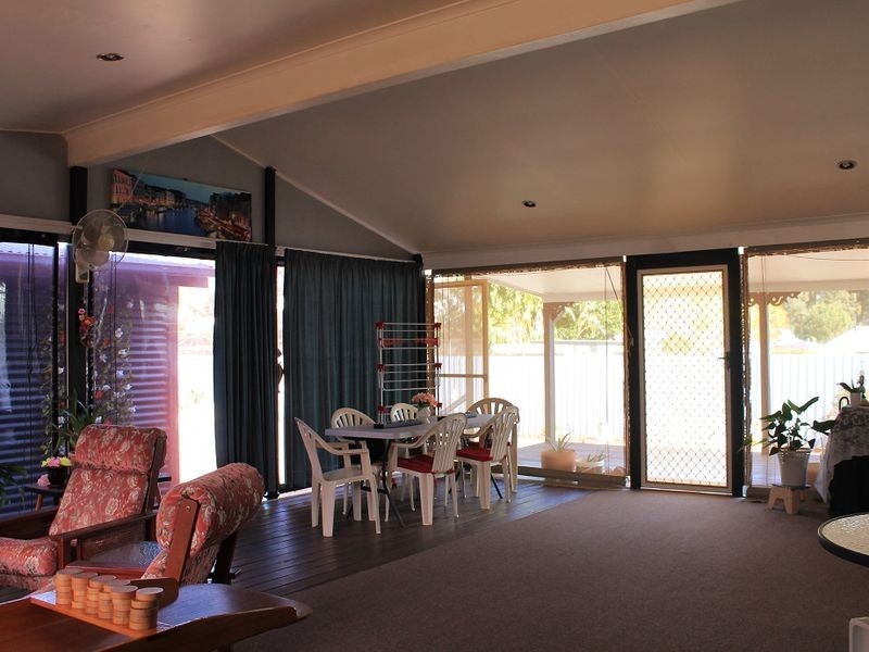 15 George Street, Blackbutt QLD 4306