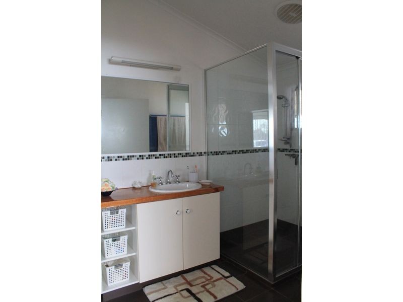 15 George Street, Blackbutt QLD 4306