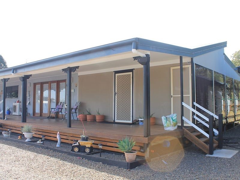 15 George Street, Blackbutt QLD 4306