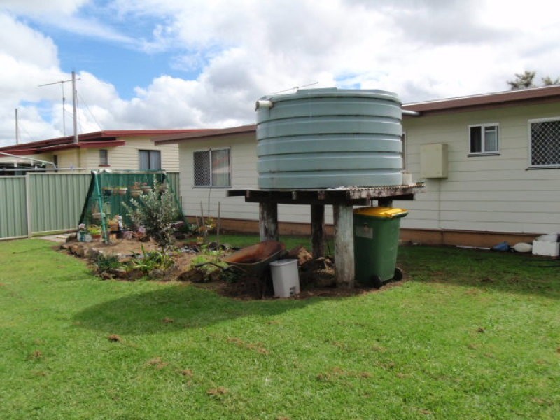 7 Fern Street, Blackbutt QLD 4306