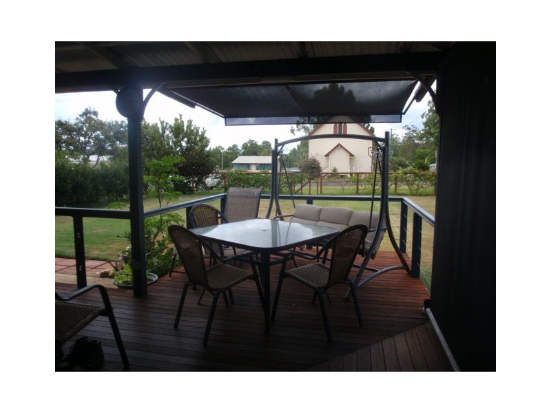 19 James Street, Blackbutt QLD 4306