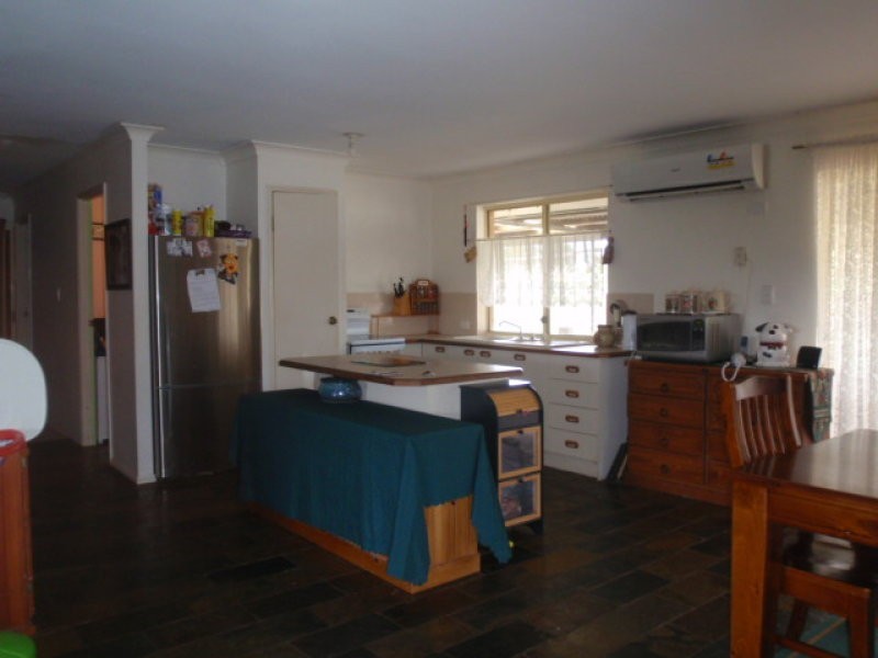 Blackbutt QLD 4306
