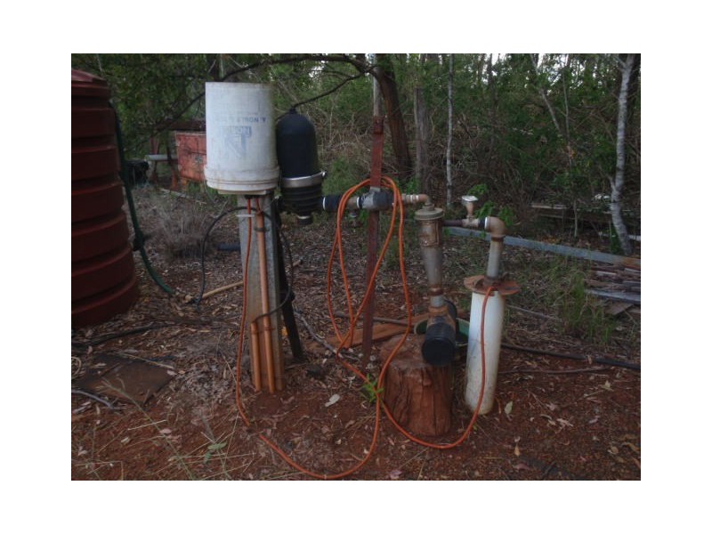 64 Brett Road, Blackbutt QLD 4306