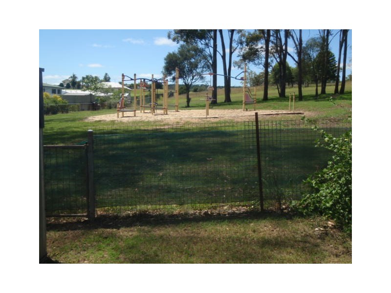17 Bunya Drive, Yarraman QLD 4614