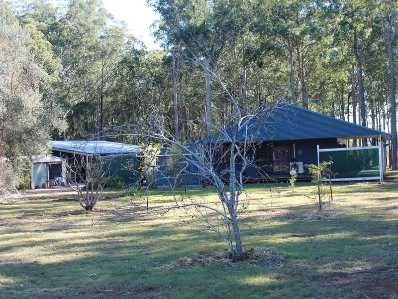 98 BRETT ROAD, Blackbutt QLD 4306