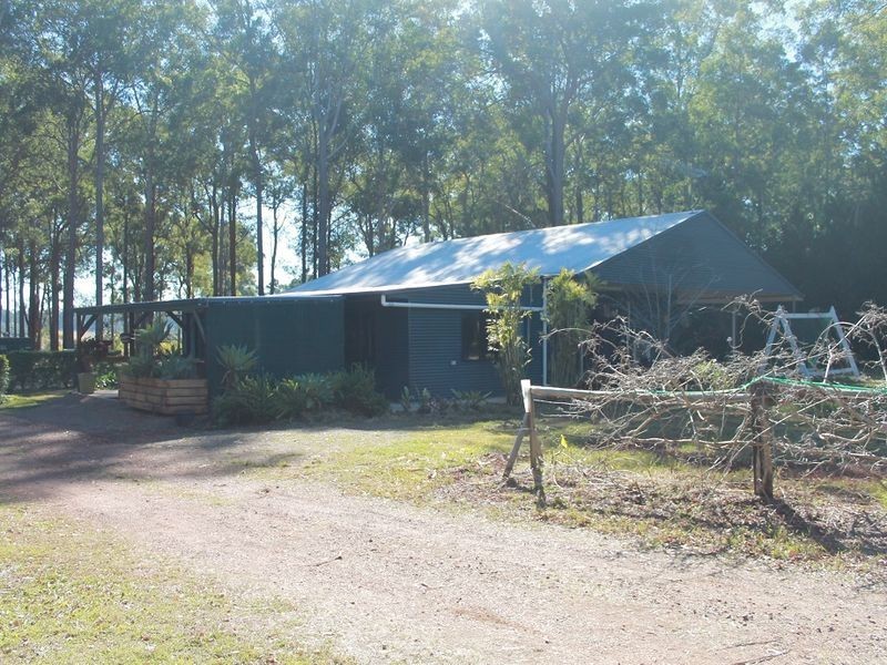 98 BRETT ROAD, Blackbutt QLD 4306