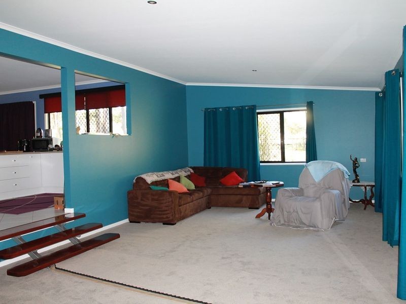 98 BRETT ROAD, Blackbutt QLD 4306