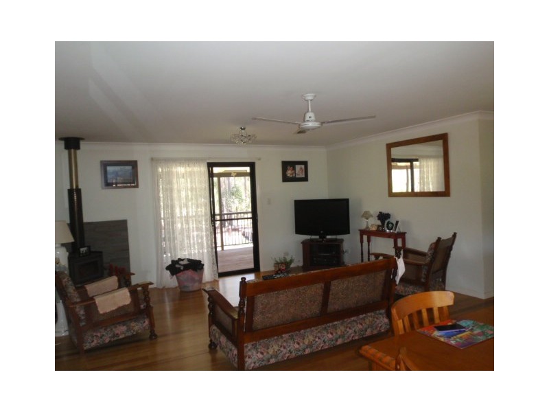 38 Gilliland Crescent, Blackbutt QLD 4306