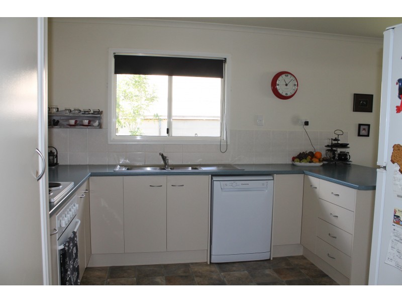 Blackbutt QLD 4306